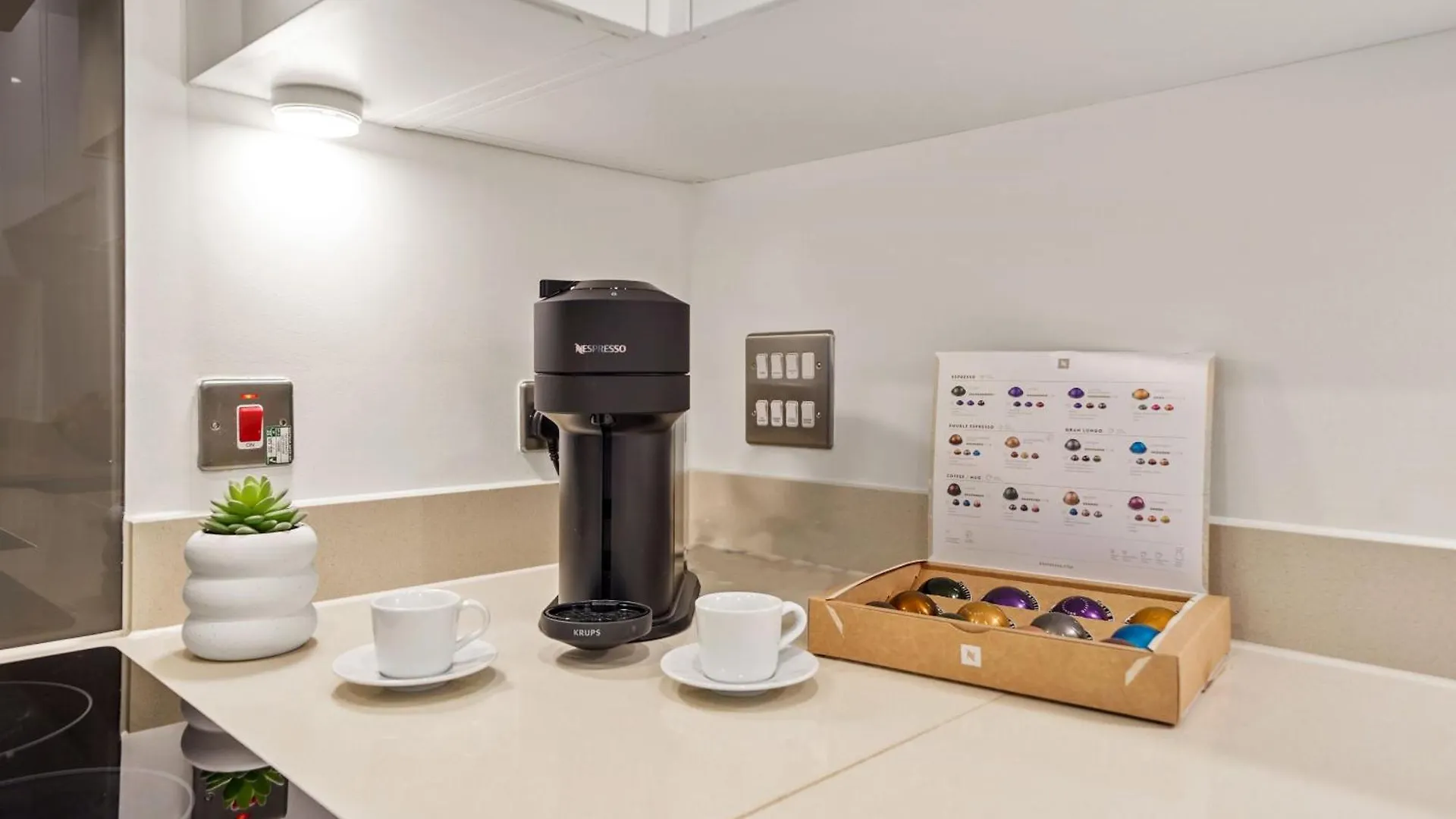 Apartment Luxury 1 Bed Flat, Minutes From Canary Wharf And South Quay Station London United Kingdom