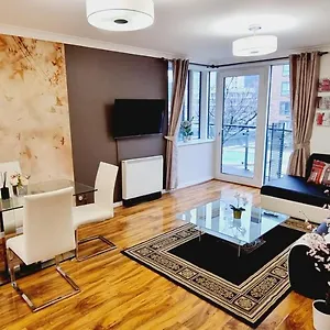 https://double-king-suite-canary-wharf-waterfront.brighton-hotels-england.com