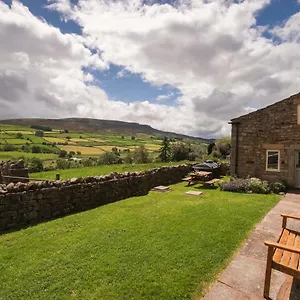 https://crow-hall-luxury-holiday-accommodation.yorkshirehotels.net